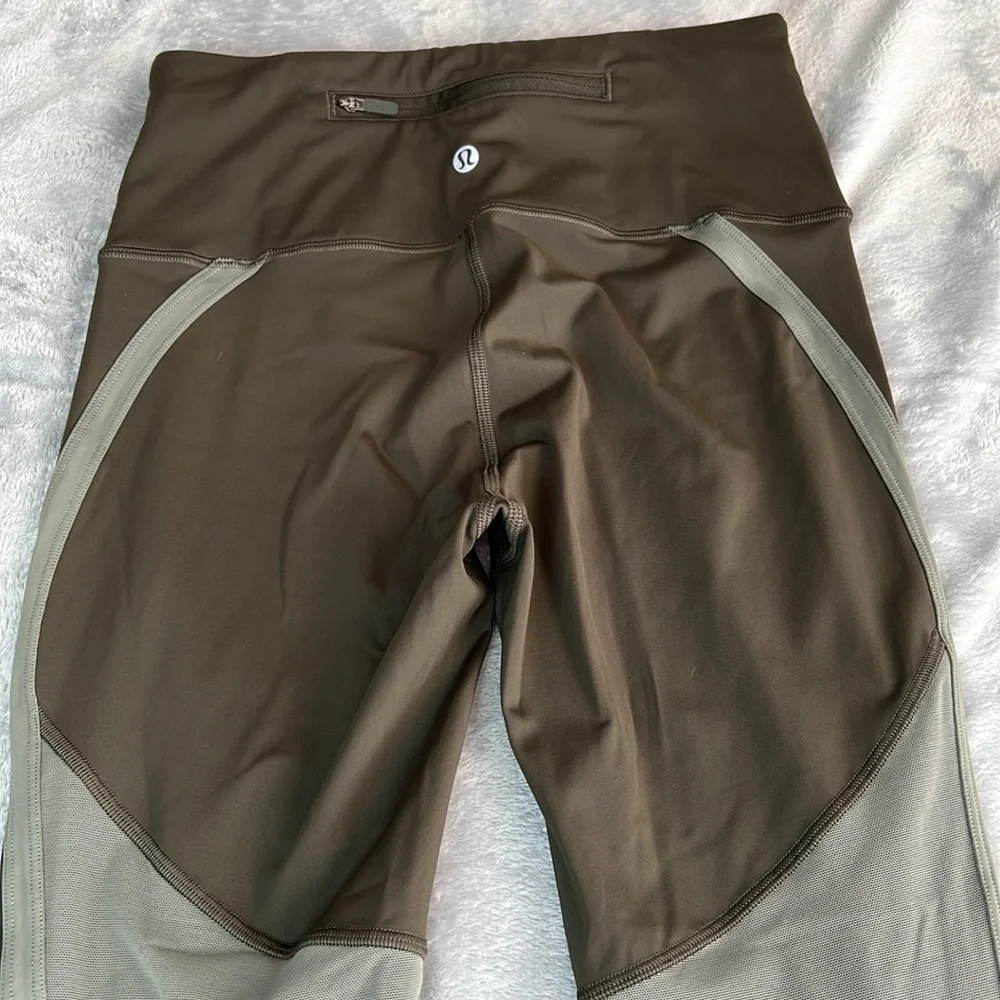 💥Lululemon Zip The Line Crop Legging Green Size 6